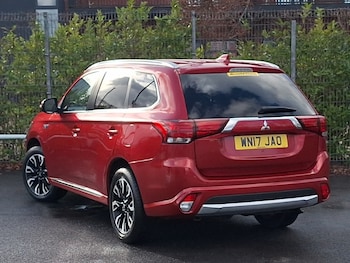 Used Mitsubishi Outlander 2017 for sale - 77433002: Photo