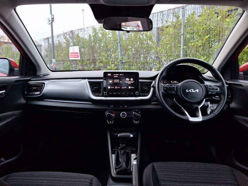 Used Kia Stonic 2023 for sale - 77543901: Photo 2