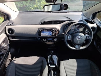 Used Toyota Yaris 2019 for sale - 79157477: Photo
