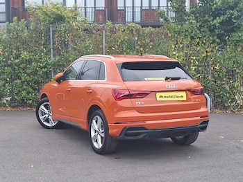 Used Audi Q3 2023 for sale - 75684332: Photo