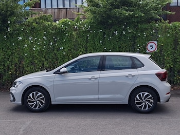 Used Volkswagen Polo 2024 for sale - 79382884: Photo
