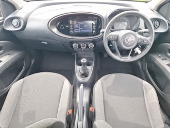 Used Toyota Aygo X 2023 for sale - 75022443: Photo