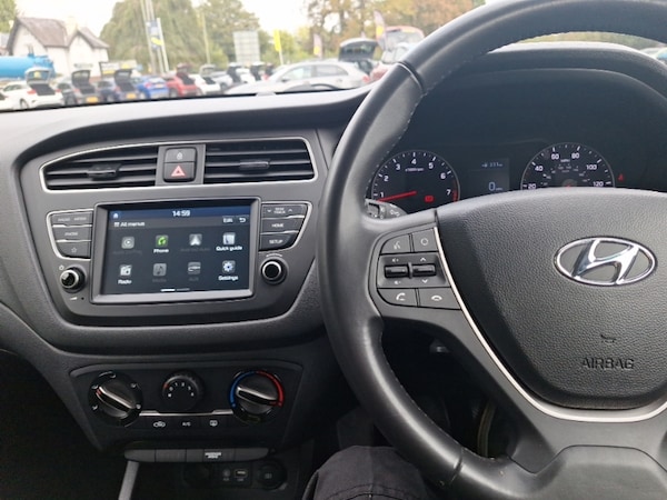 Used Hyundai i20 2020 for sale - 76309165: Photo 18