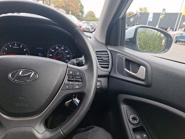 Used Hyundai i20 2020 for sale - 76309165: Photo 19
