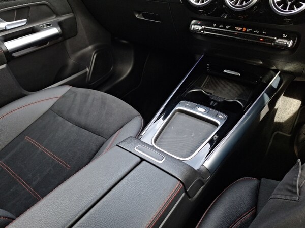 Used Mercedes-Benz GLA 2023 for sale - 75976828: Photo 15