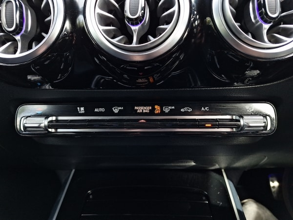 Used Mercedes-Benz GLA 2023 for sale - 75976828: Photo 16