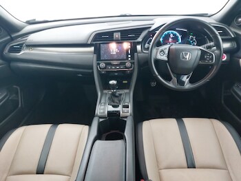 Used Honda Civic 2019 for sale - 77273396: Photo