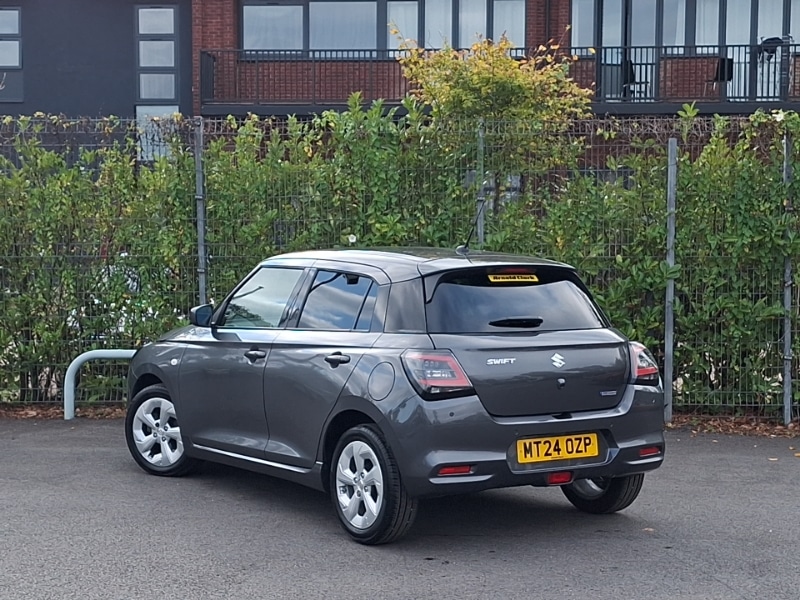 Used Suzuki Swift 2024 for sale - 76321226: Photo 3