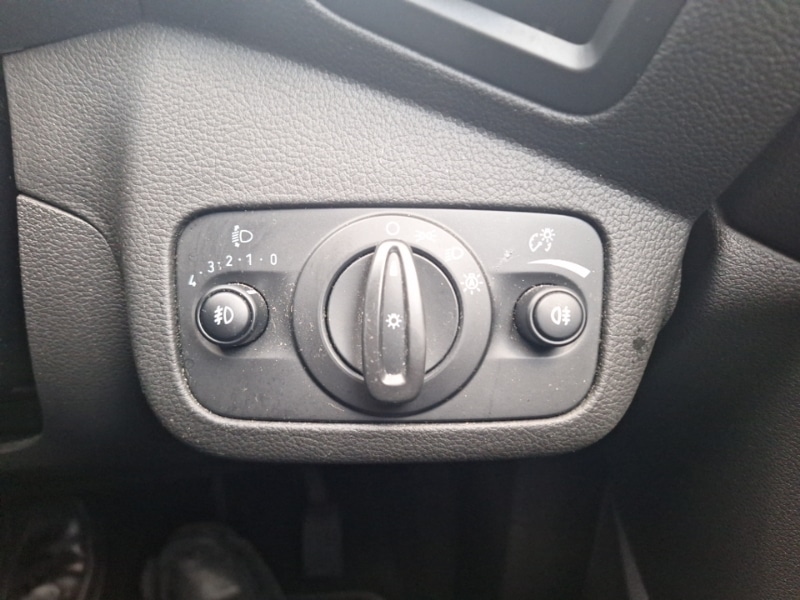 Used Ford Kuga 2017 for sale - 76695899: Photo 16