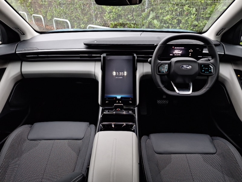 Used Ford Explorer 2025 for sale - 77062592: Photo 2