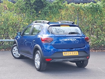 Used Dacia Sandero Stepway 2024 for sale - 75595032: Photo