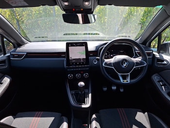 Used Renault Clio 2023 for sale - 75530767: Photo
