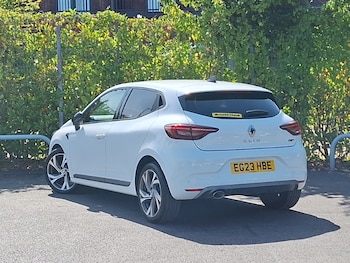 Used Renault Clio 2023 for sale - 75530767: Photo