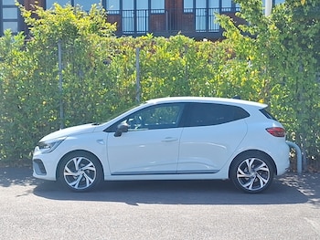 Used Renault Clio 2023 for sale - 75530767: Photo