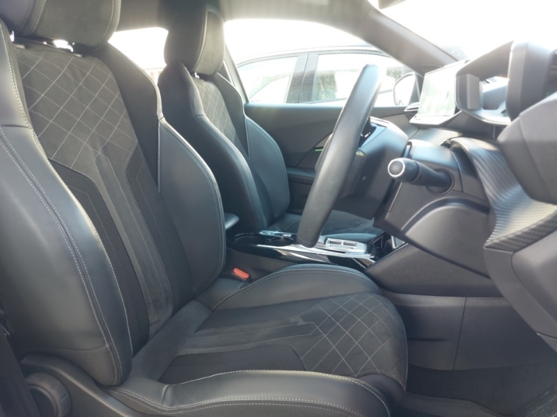 Used Peugeot 2008 2022 for sale - 76493120: Photo 19