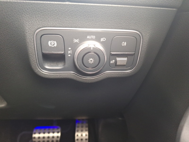 Used Mercedes-Benz EQA 2022 for sale - 76695875: Photo 16