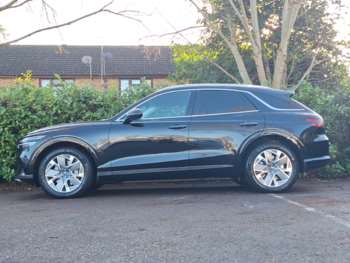 Used Genesis GV70 2023 for sale - 73646640: Photo