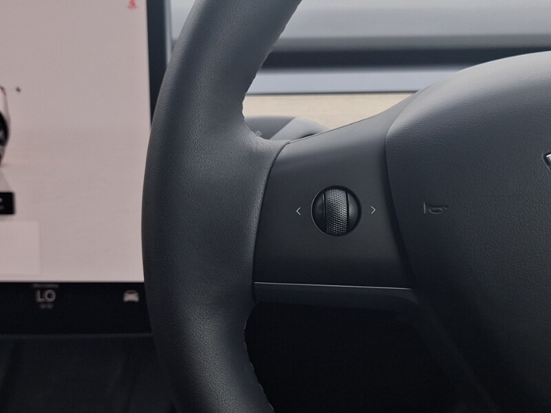 Used Tesla Model Y 2023 for sale - 76533386: Photo 18