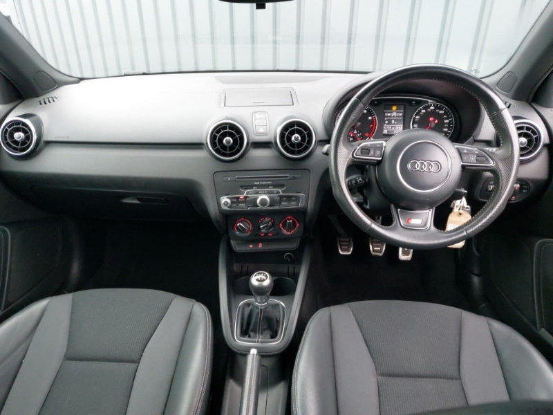 Used Audi A1 2018 for sale - 76365303: Photo 2