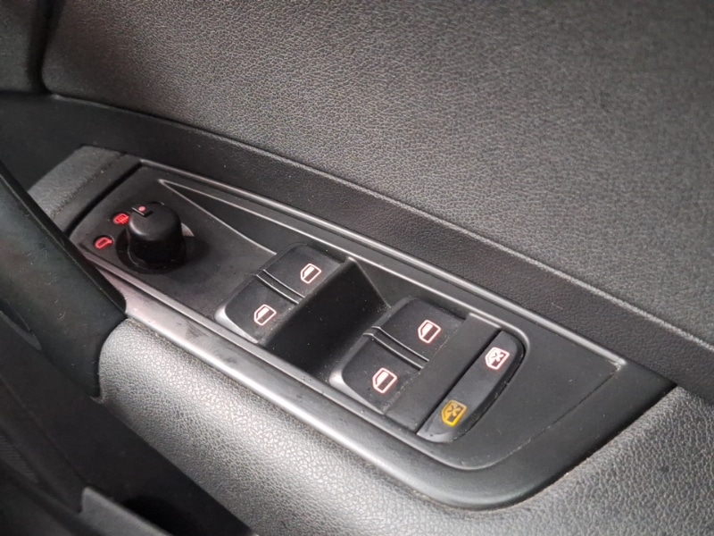 Used Audi A1 2013 for sale - 76427317: Photo 17