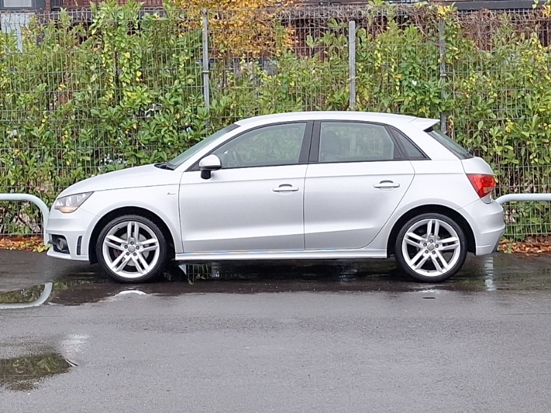 Used Audi A1 2013 for sale - 76427317: Photo 4