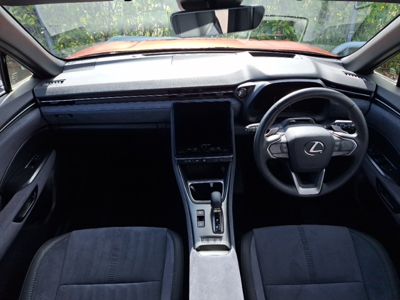 Used Lexus LBX 2024 for sale - 78071217: Photo 2