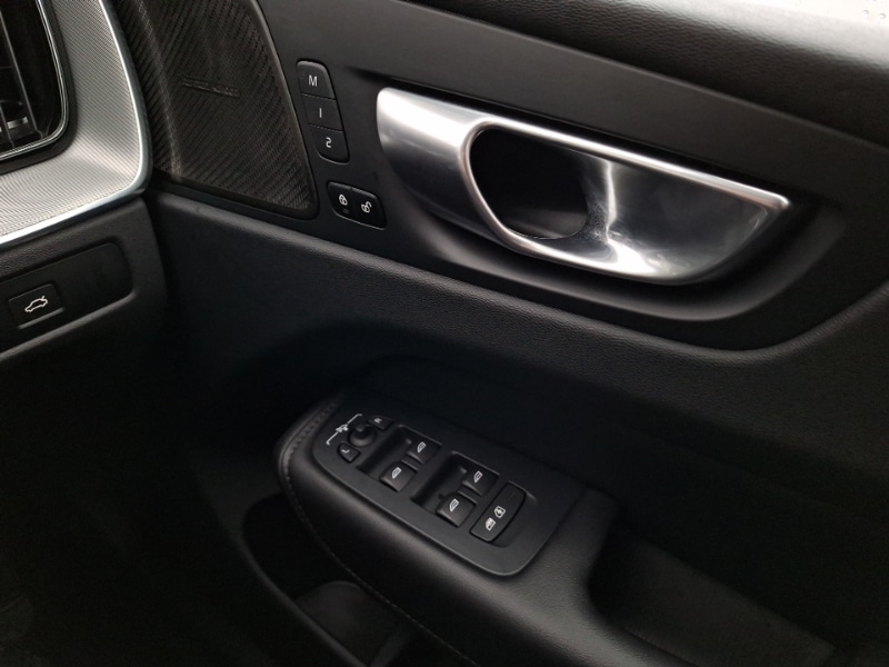 Used Volvo XC60 2023 for sale - 77439361: Photo 16