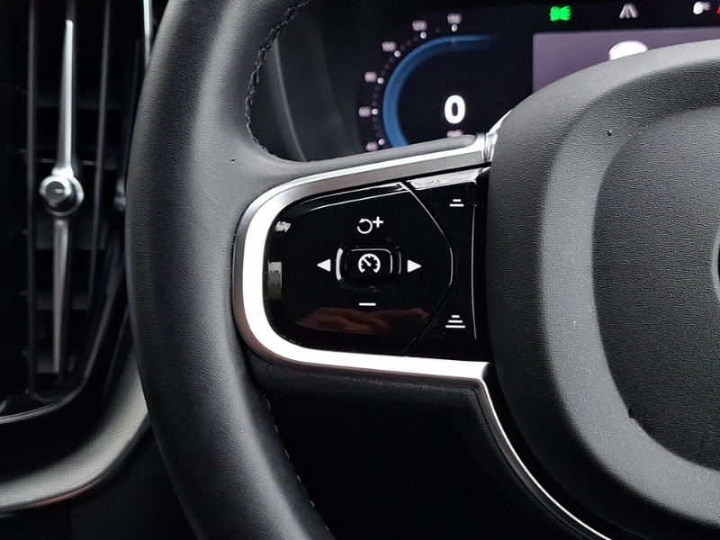 Used Volvo XC60 2023 for sale - 77439361: Photo 18