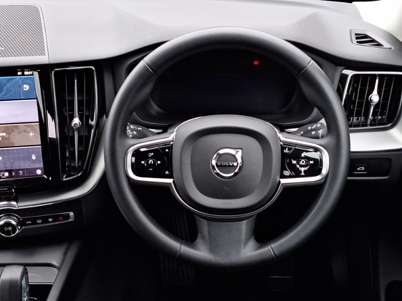 Used Volvo XC60 2023 for sale - 77439361: Photo 7