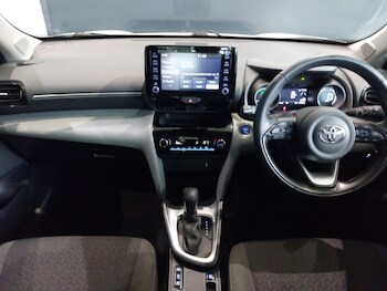 Used Toyota Yaris Cross 2022 for sale - 77969247: Photo