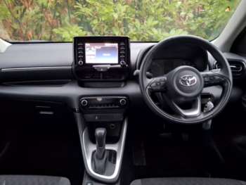 Used Toyota Yaris 2023 for sale - 75252151: Photo