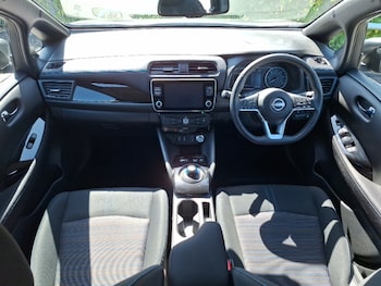 Used Nissan Leaf 2023 for sale - 78342339: Photo