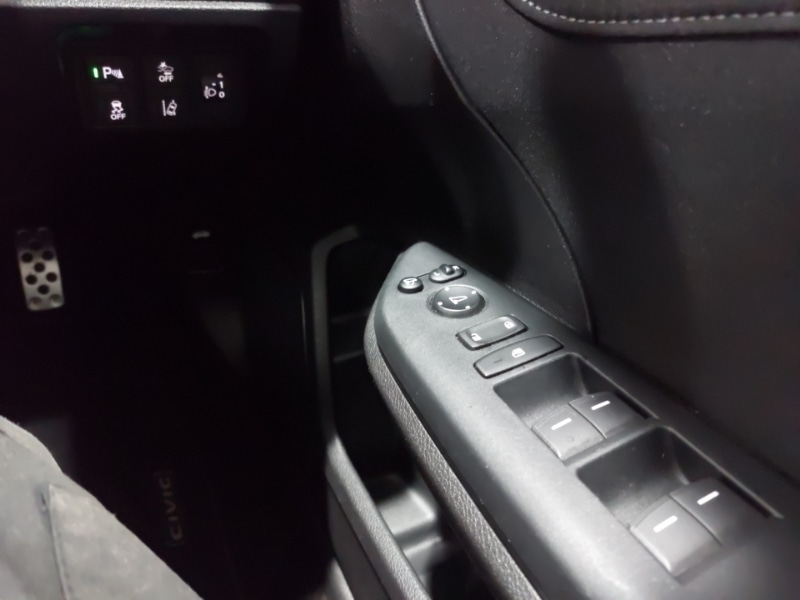 Used Honda Civic 2018 for sale - 77439382: Photo 13