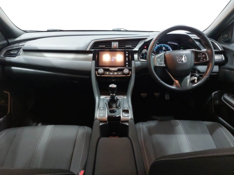Used Honda Civic 2018 for sale - 77439382: Photo 2