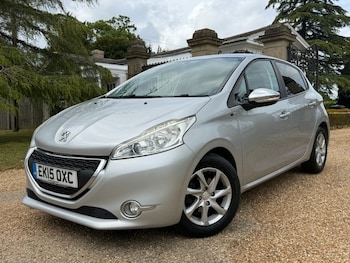 Used Peugeot 208 2015 for sale - 78631786: Photo