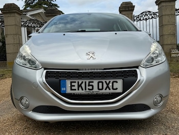 Used Peugeot 208 2015 for sale - 78631786: Photo
