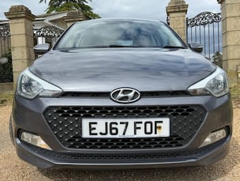 Used Hyundai i20 2017 for sale - 79771832: Photo