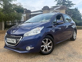 Used Peugeot 208 2014 for sale - 79485741: Photo
