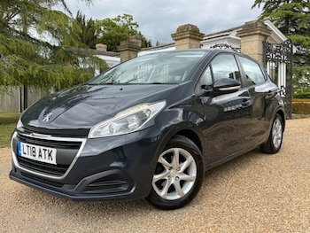 Used Peugeot 208 2018 for sale - 78619698: Photo