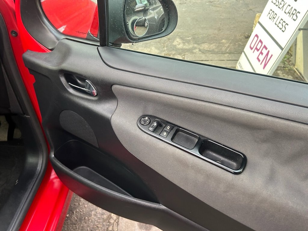 Used Peugeot 207 2010 for sale - 77132680: Photo 12