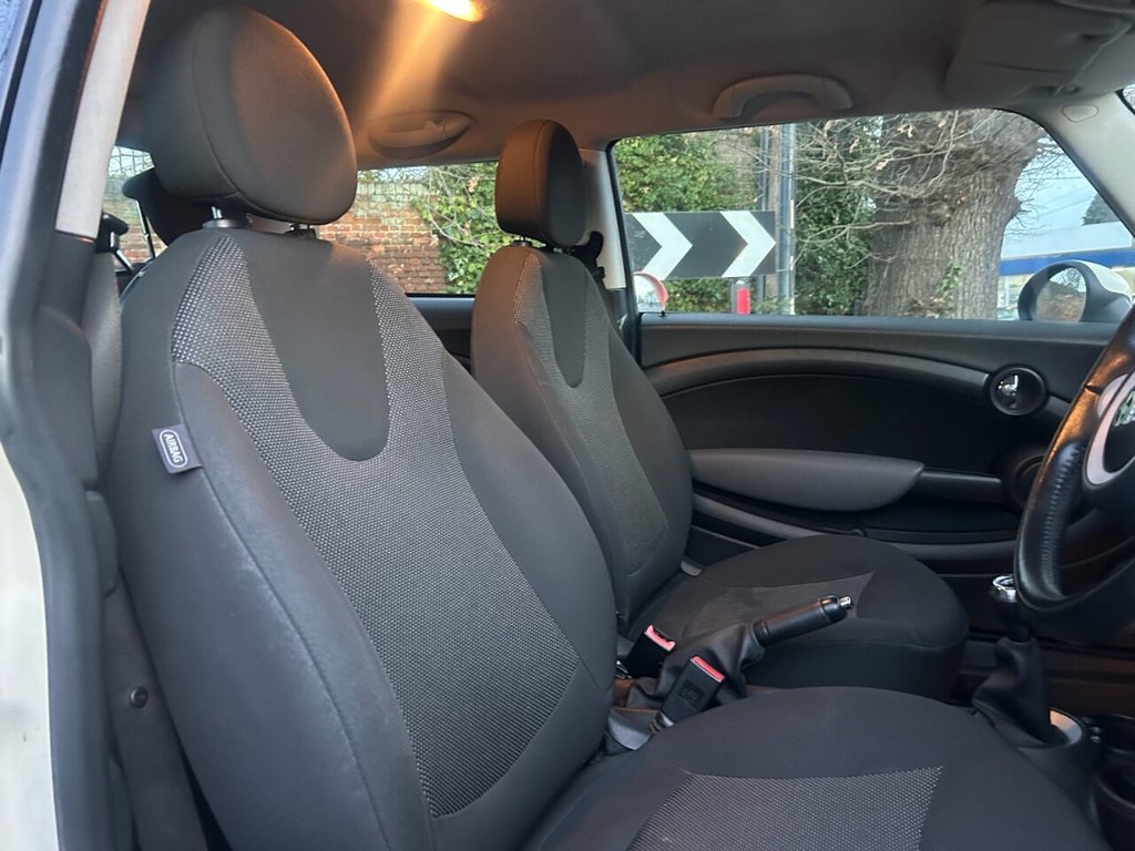 Used MINI Hatch 2009 for sale - 77132700: Photo 13