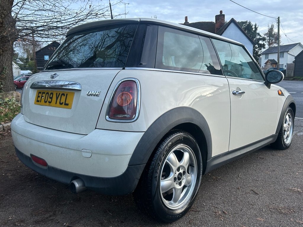 Used MINI Hatch 2009 for sale - 77132700: Photo 5