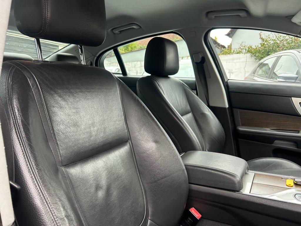 Used Jaguar XF 2013 for sale - 77132694: Photo 11