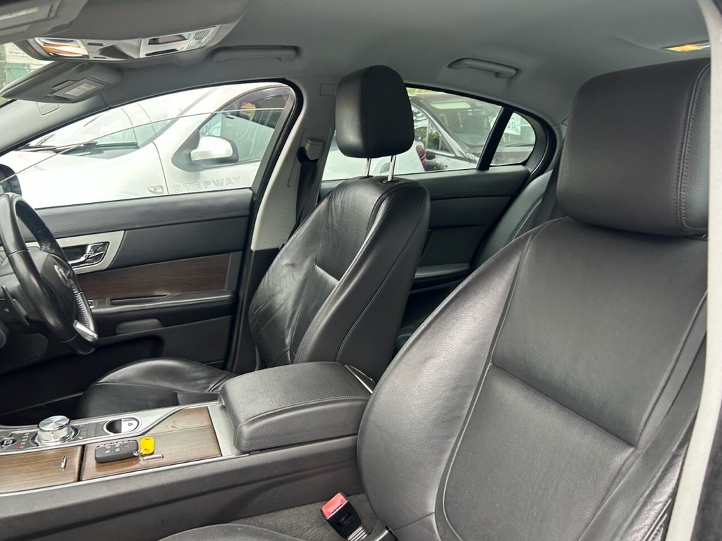 Used Jaguar XF 2013 for sale - 77132694: Photo 19