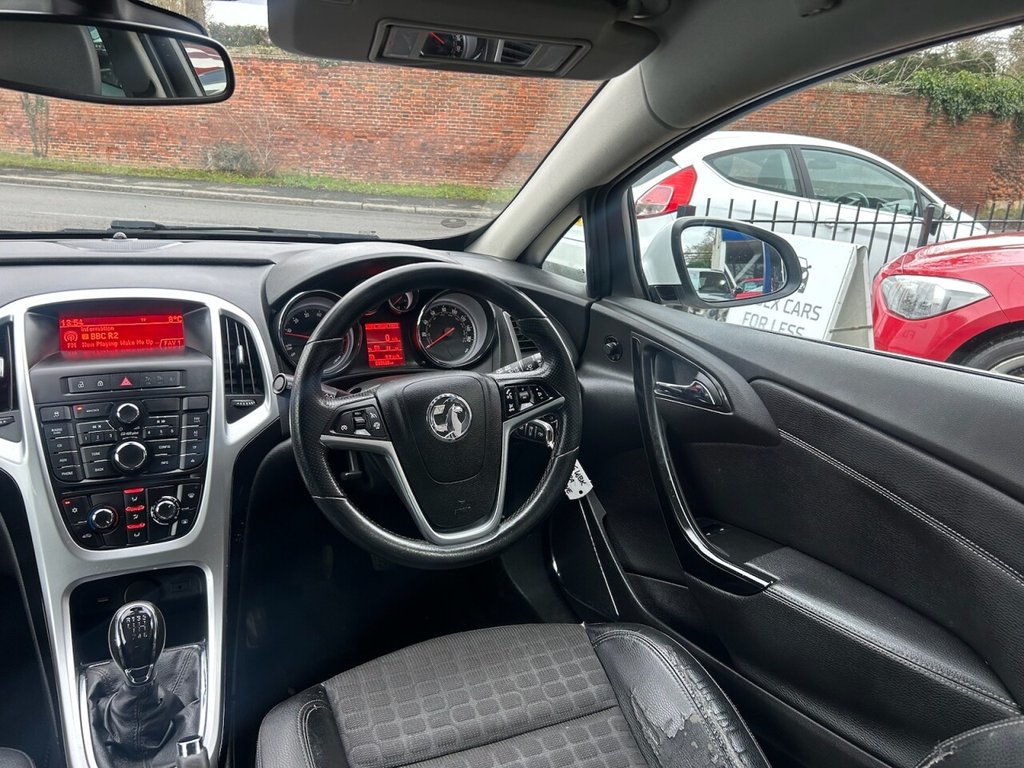 Used Vauxhall Astra GTC 2015 for sale - 77132679: Photo 17