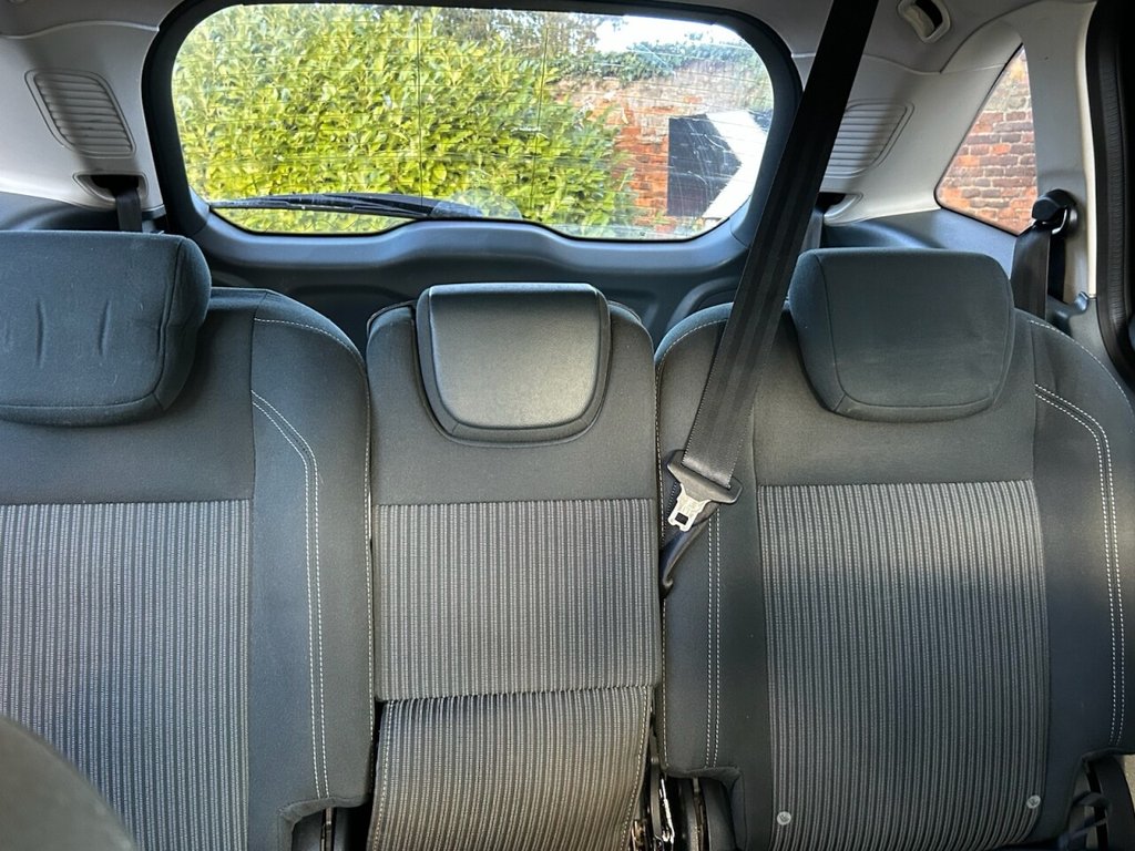 Used Ford Grand C-Max 2013 for sale - 77132703: Photo 16