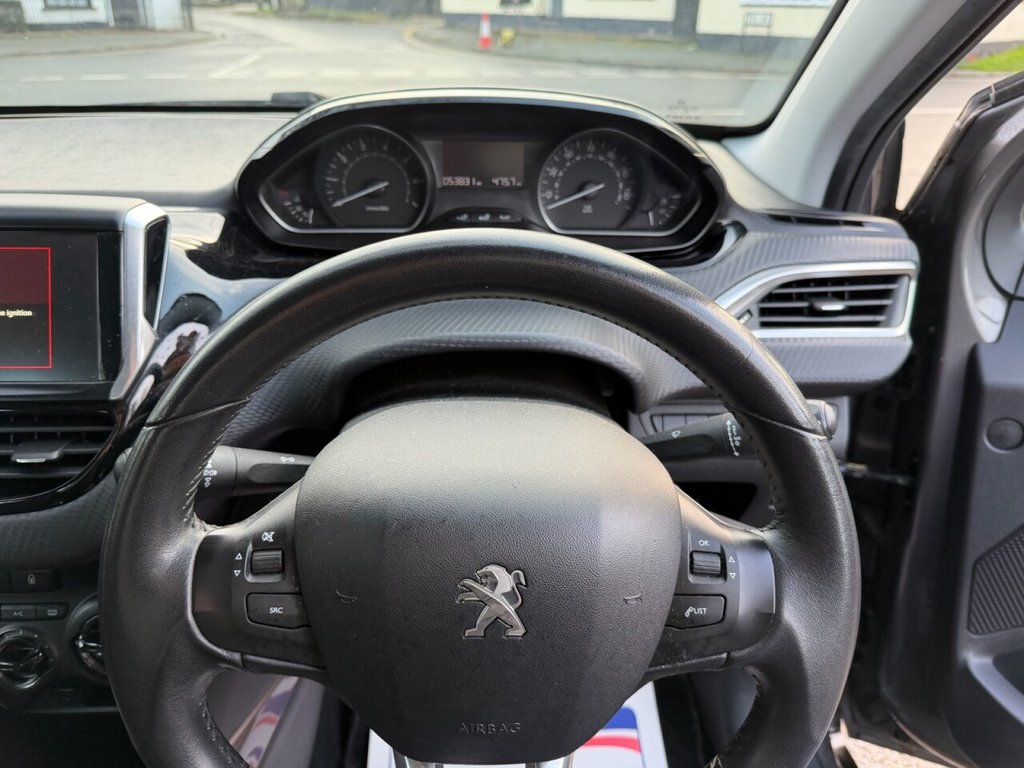 Used Peugeot 2008 2015 for sale - 77384506: Photo 10