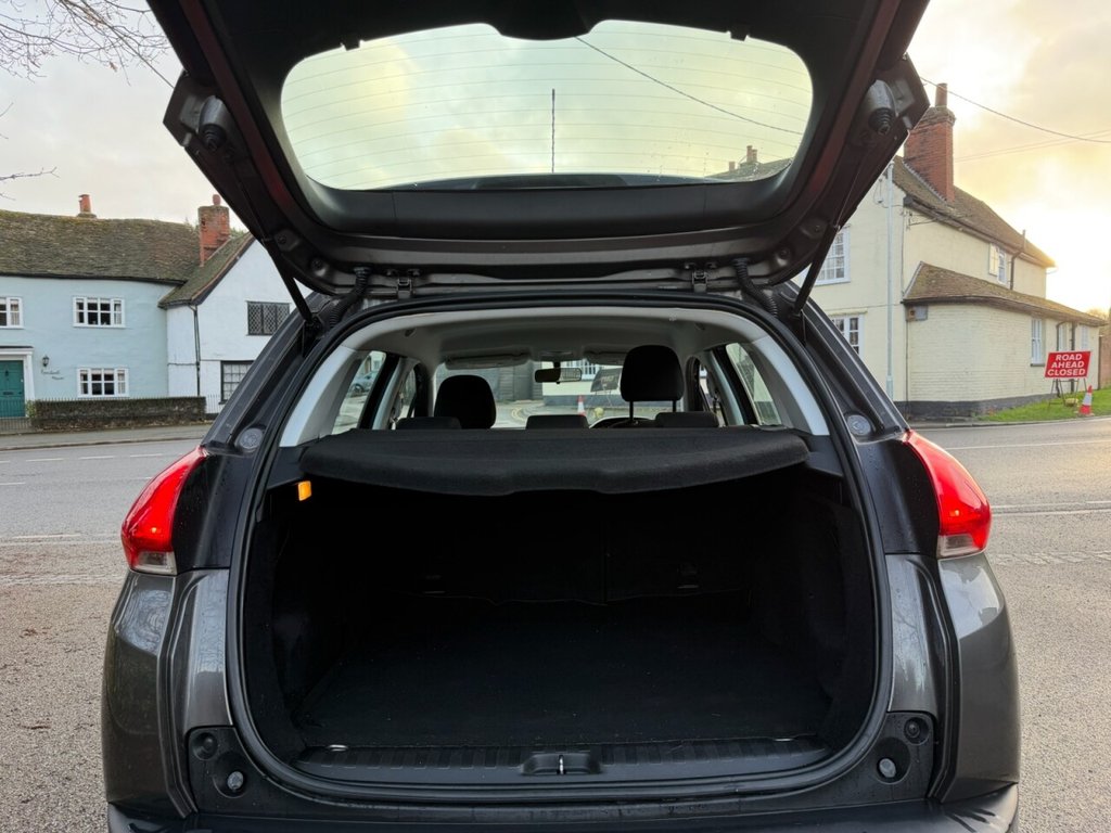 Used Peugeot 2008 2015 for sale - 77384506: Photo 7