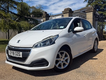 Used Peugeot 208 2018 for sale - 78382884: Photo