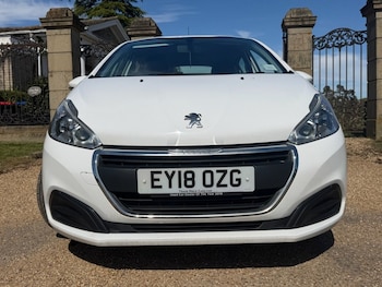 Used Peugeot 208 2018 for sale - 78382884: Photo
